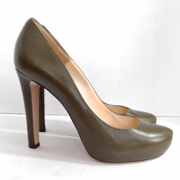 MaxMara Shoes - MaxMara olive green leather pumps